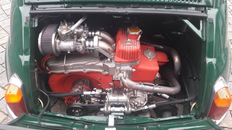 Der kleine Fiat war der VW Käfer der Italiener.<br> Foto vom stolzen Fiat 500-Besitzer: Markus Hänsler